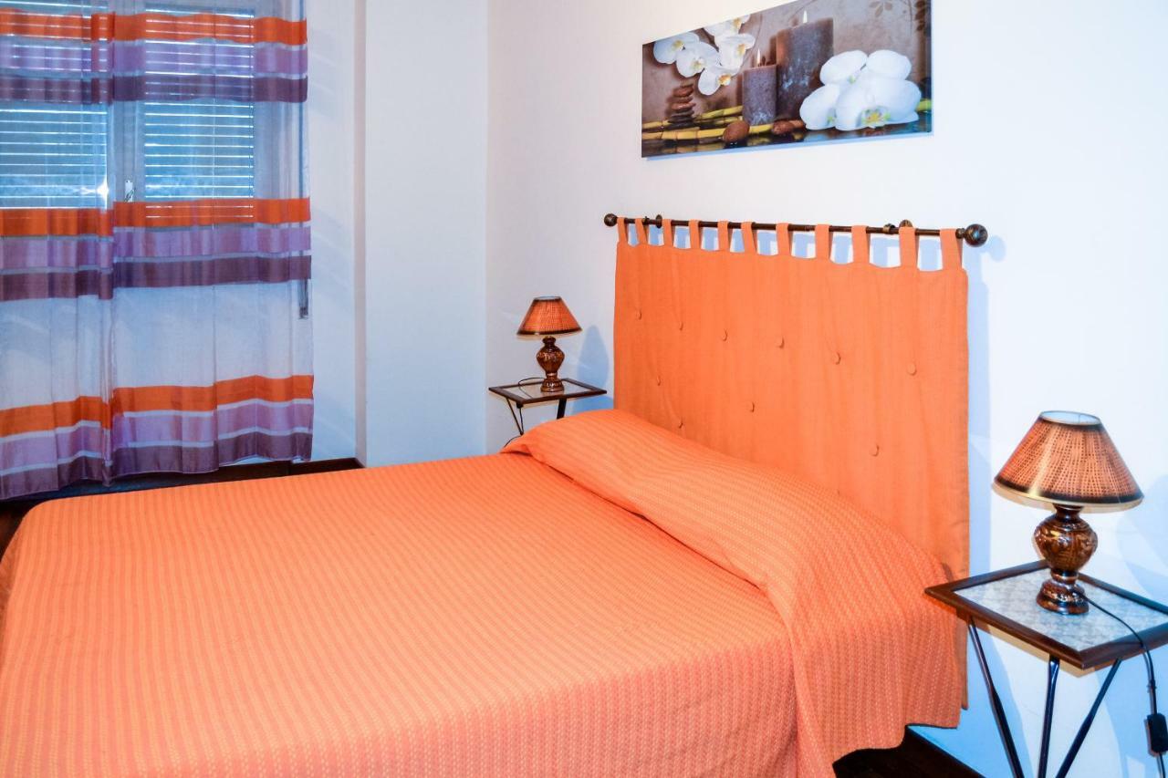 Hotel Cheap In Center à Palerme Extérieur photo